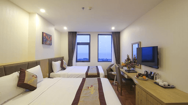 top-khach-san-da-nang-co-view-bien-lang-man