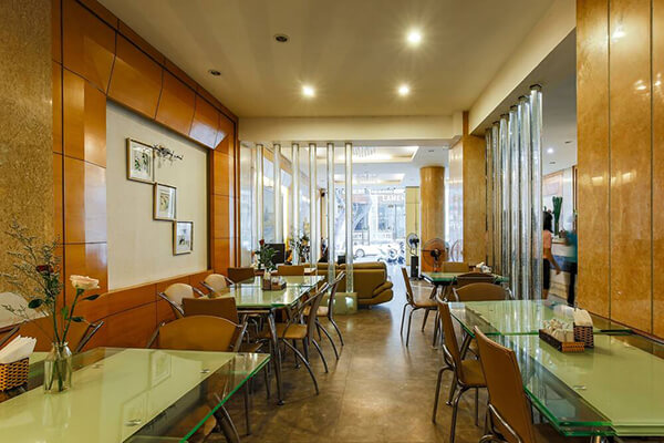 top-khach-san-tp-hcm-tien-loi-cho-cac-chuyen-cong-tac-va-nghi-duong