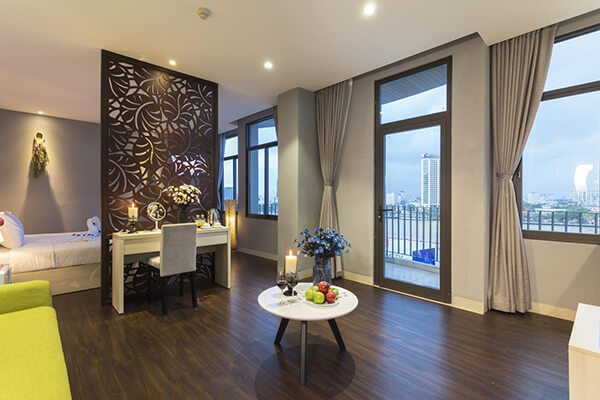 top-khach-san-da-nang-co-view-bien-lang-man