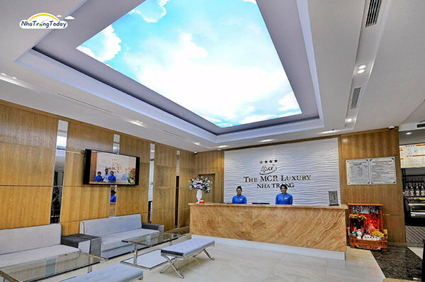 top-khach-san-nha-trang-so-huu-view-bien-dep