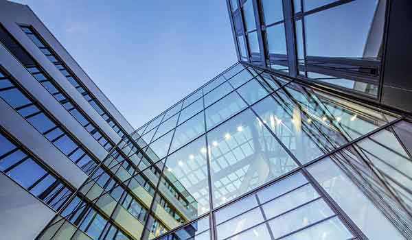 thiet-ke-website-khach-san-resort-o-tai-thanh-pho-binh-duong